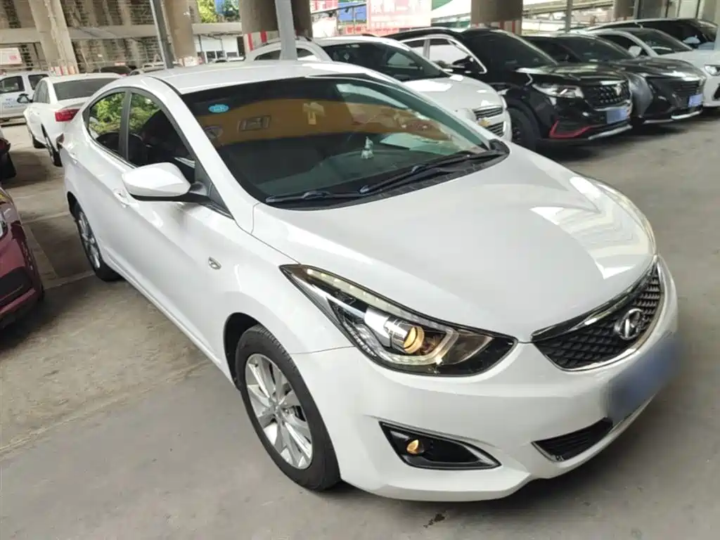 Hyundai Elantra Langdong 2016 — фото 4