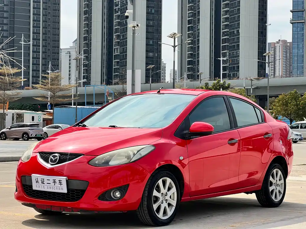 Mazda 2 Jinshang 2011 — фото 1