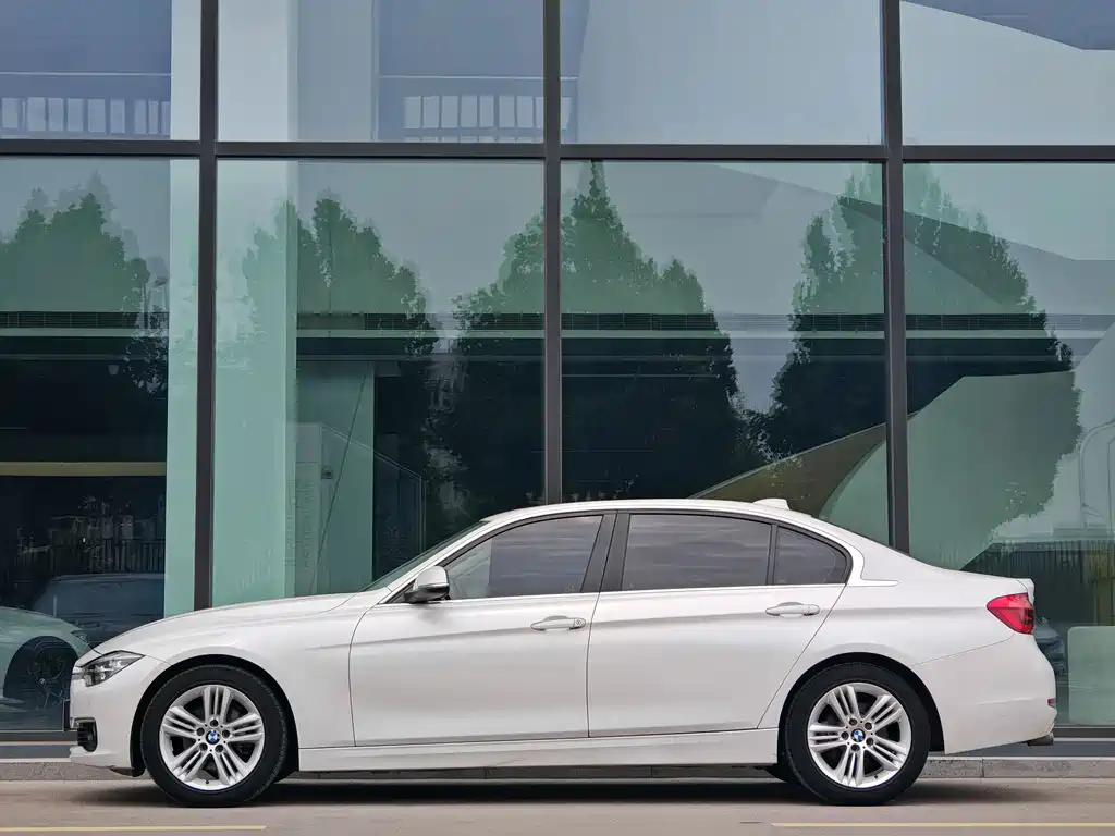 BMW 3 Series 2017