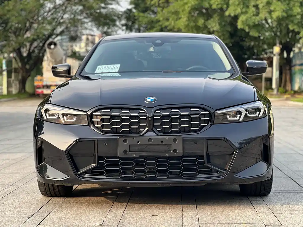 BMW 3 Series 2023