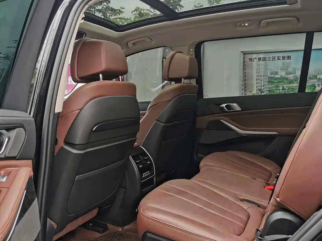 BMW X7 2021 — фото 14