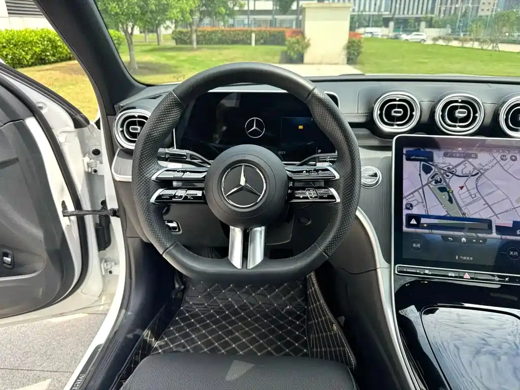 Mercedes-Benz C-Class 2022 — фото 10