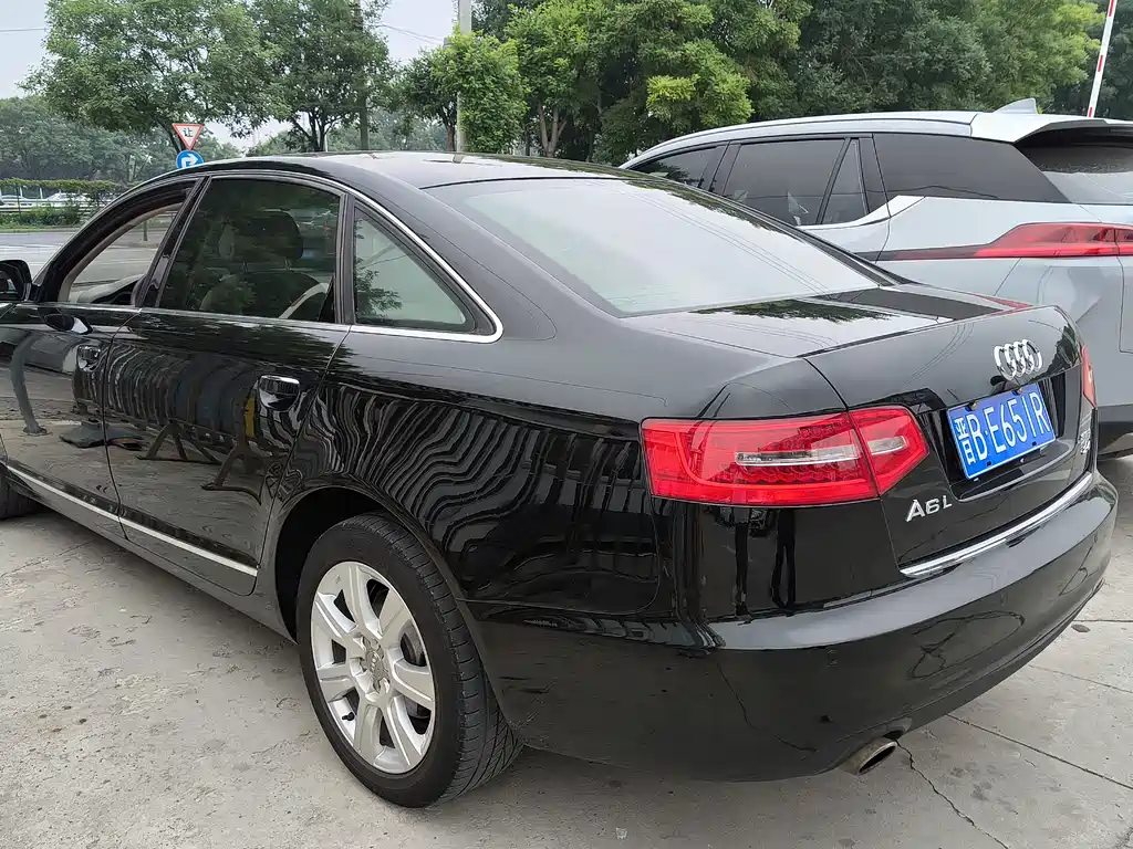 Audi A6L 2010