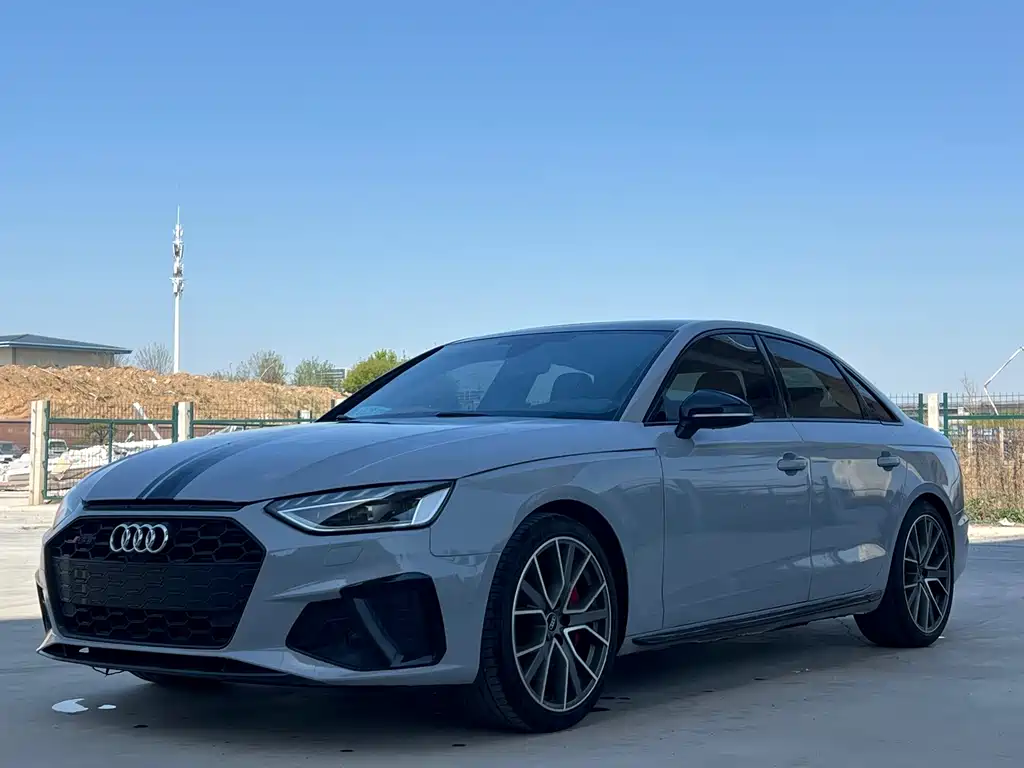 Audi S4 2023 — фото 2