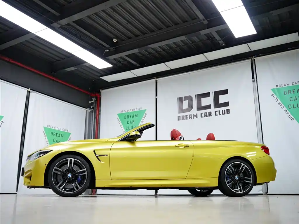 BMW M4 2018 — фото 18