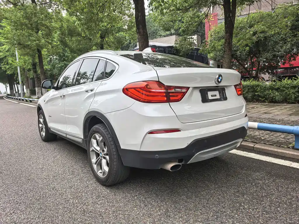 BMW X4 2016 — фото 7