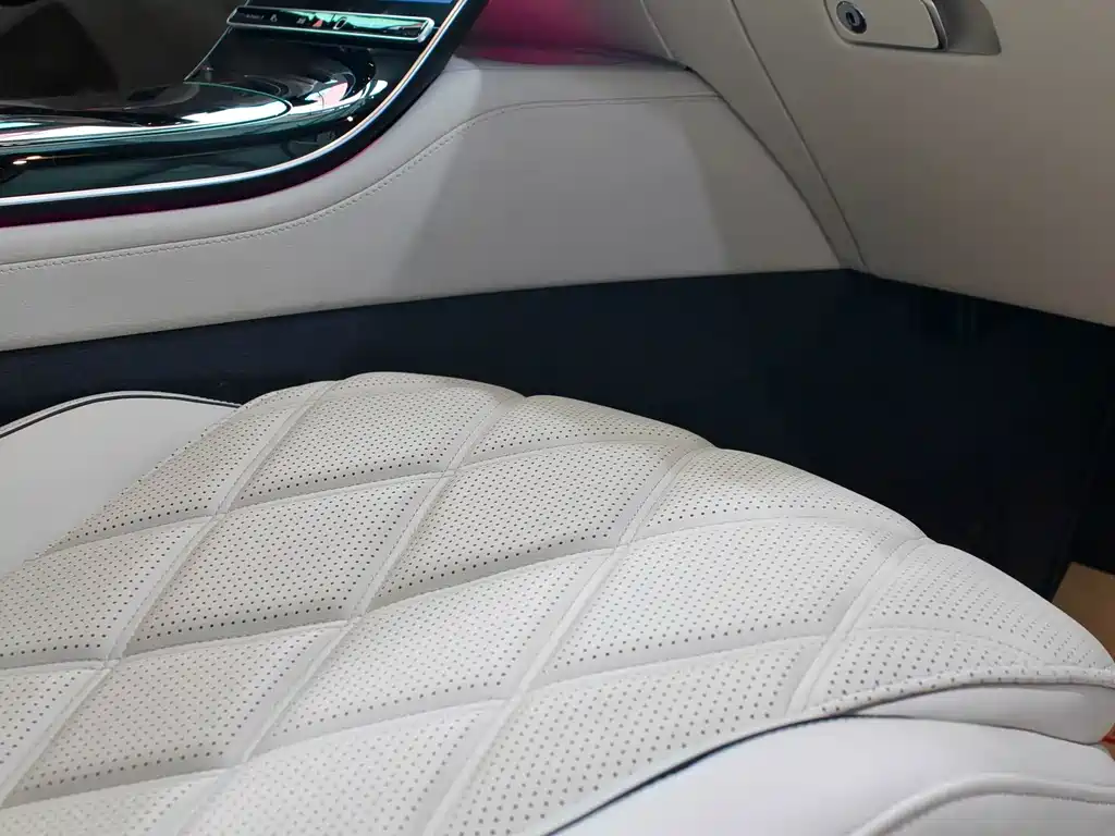 Mercedes-Benz Maybach S-Class 2024