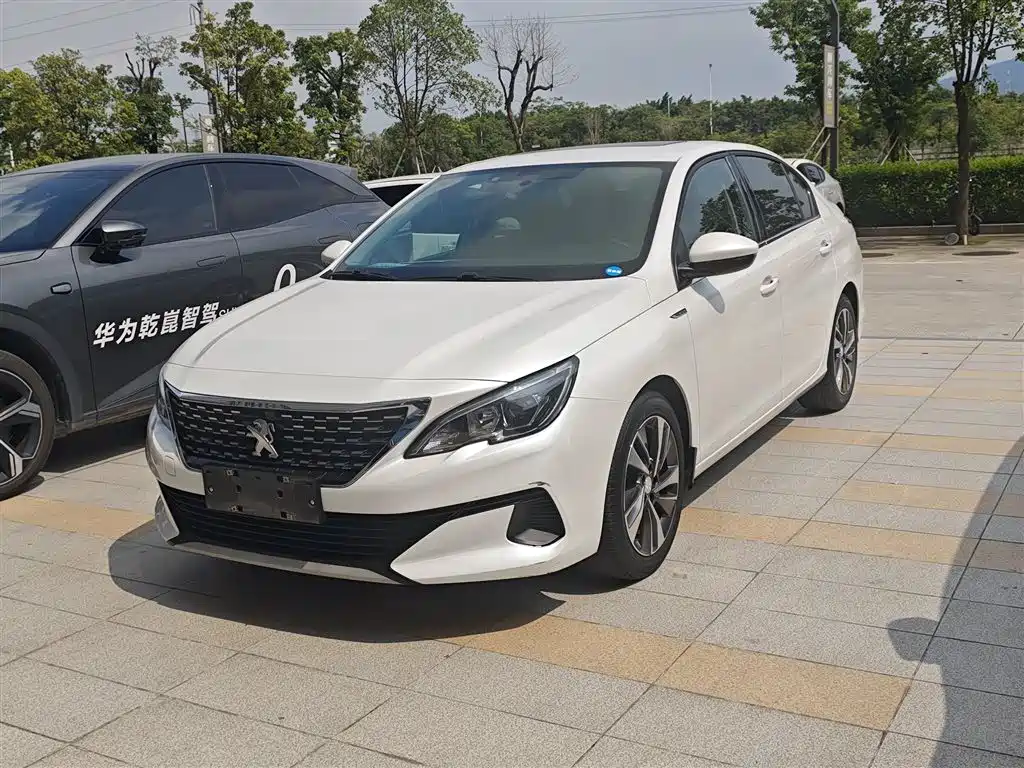 Peugeot 408 2020