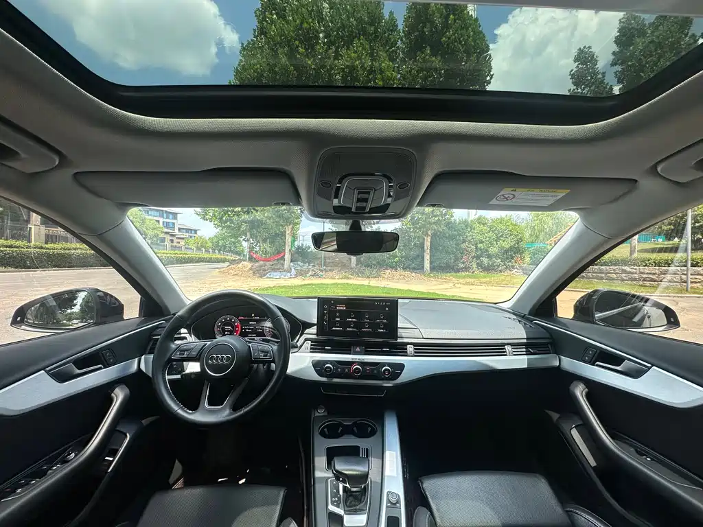 Audi A4L 2021