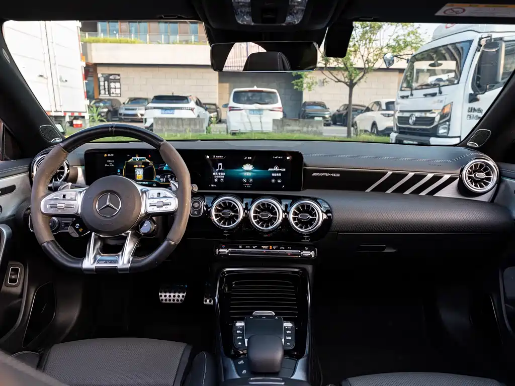 Mercedes-Benz Mercedes CLA AMG 2022