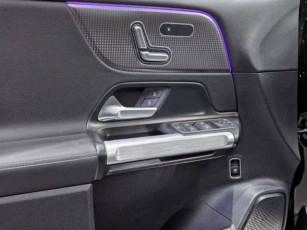 Mercedes-Benz GLB 2023 — фото 12