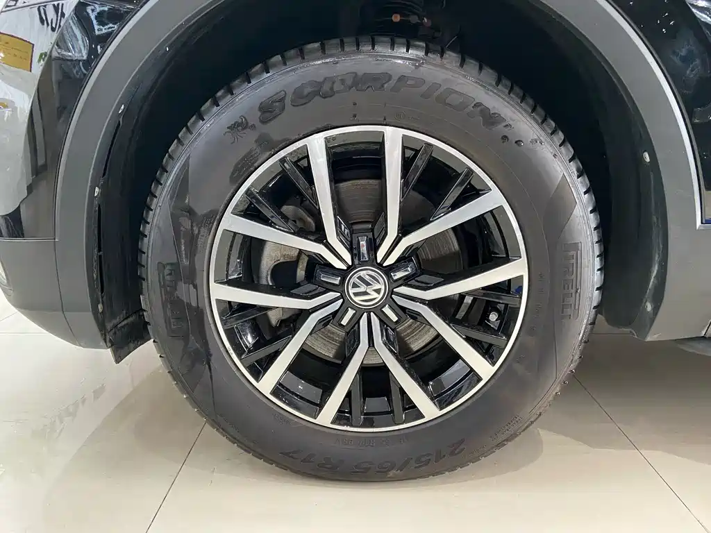 Volkswagen Tiguan L 2019 — фото 19