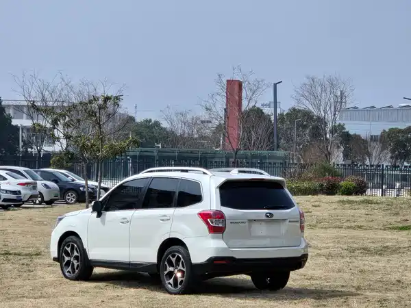 Subaru Forester 2015