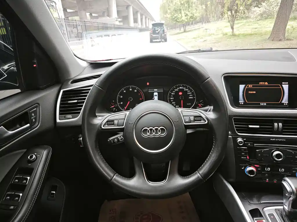 Audi Q5 2018 — фото 9
