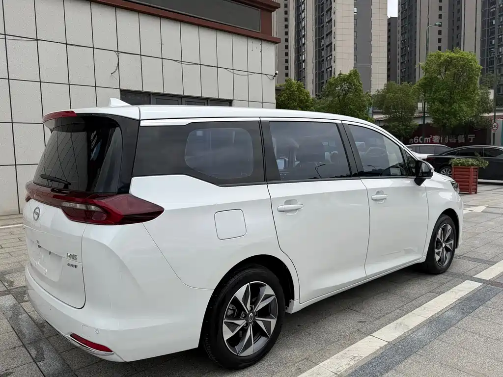 GAC Trumpchi M6 2022 — фото 12