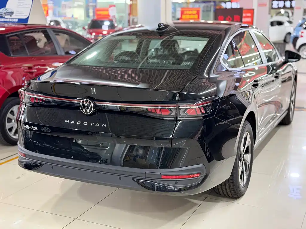 Volkswagen Magotan 2026