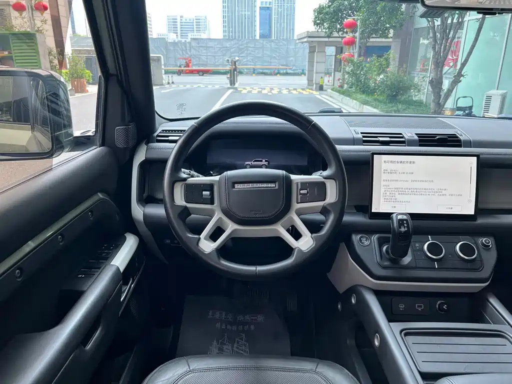 Land Rover Defender 2023 — фото 10