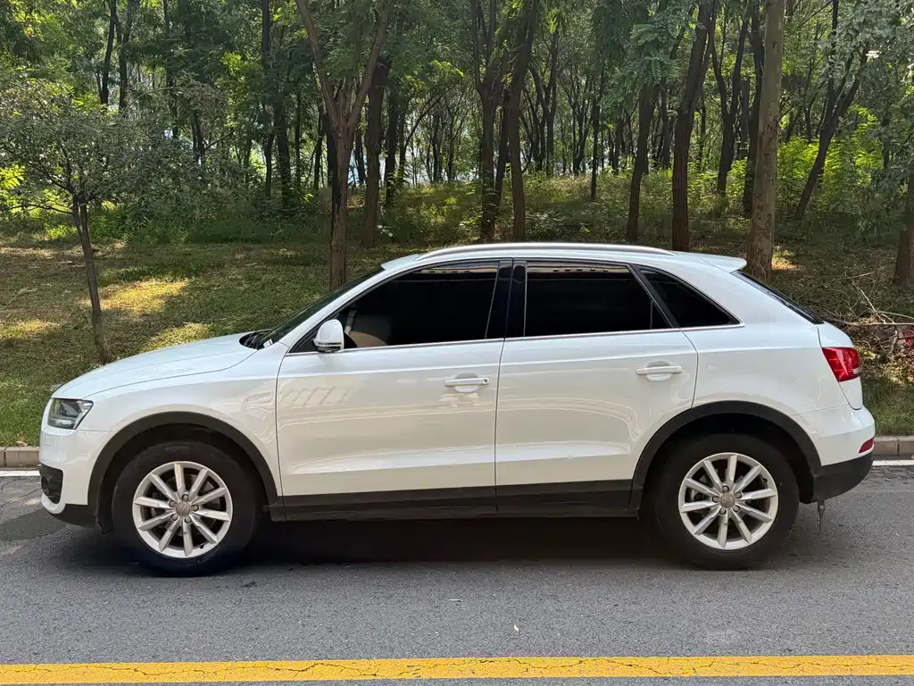 Audi Q3 2014