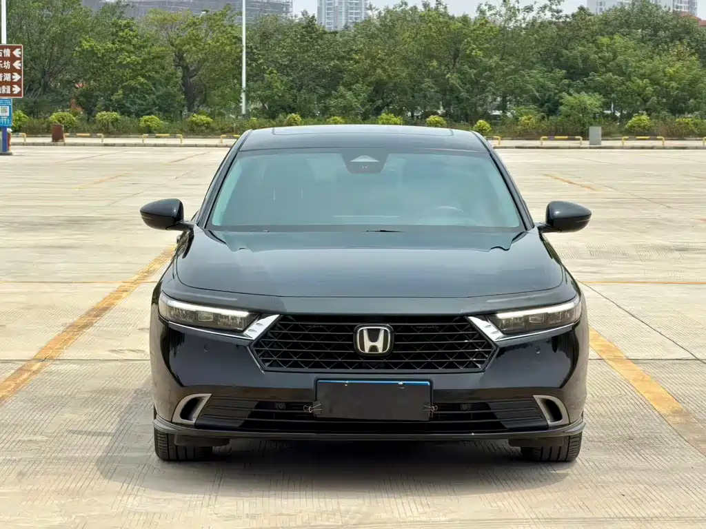 Honda Accord 2023 — фото 3