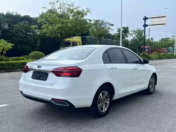 Geely Emgrand 2018