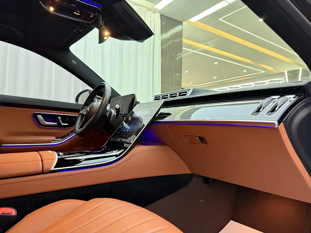 Mercedes-Benz S-Class 2024 — фото 9