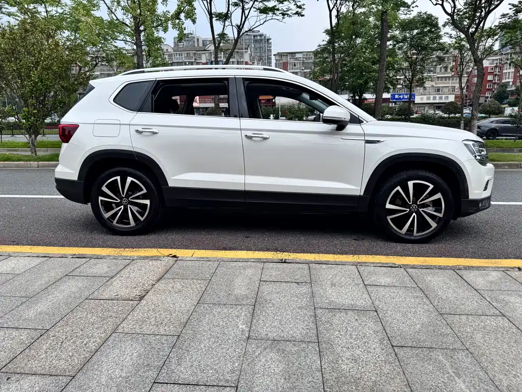 Volkswagen Tharu 2023