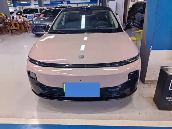 Leapmotor B01 2025