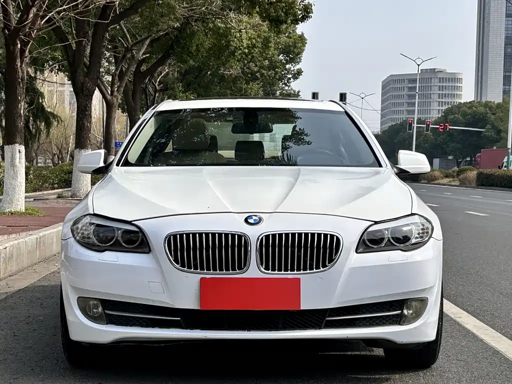 BMW 5 Series 2012