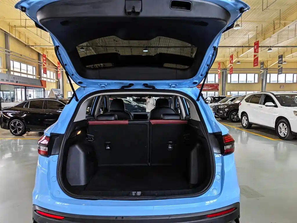 Geely Binyue 2022