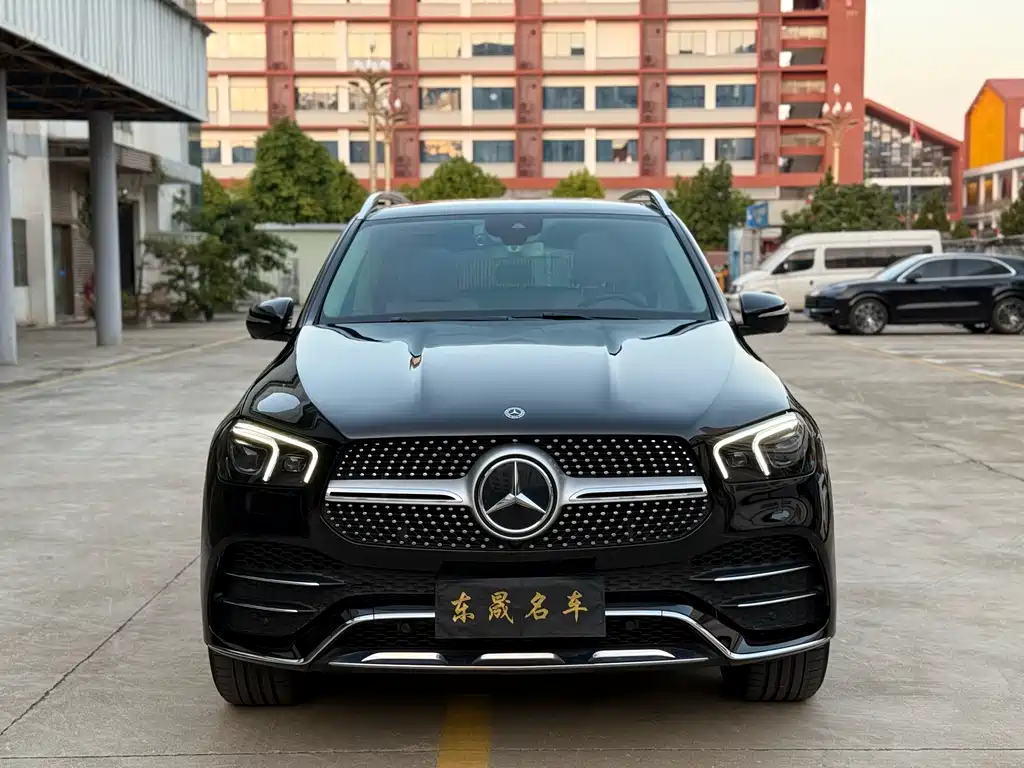Mercedes-Benz GLE 2019 — фото 2