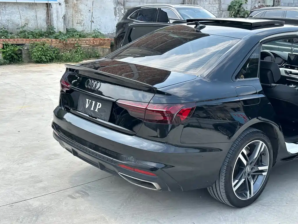 Audi A4L 2021 — фото 19