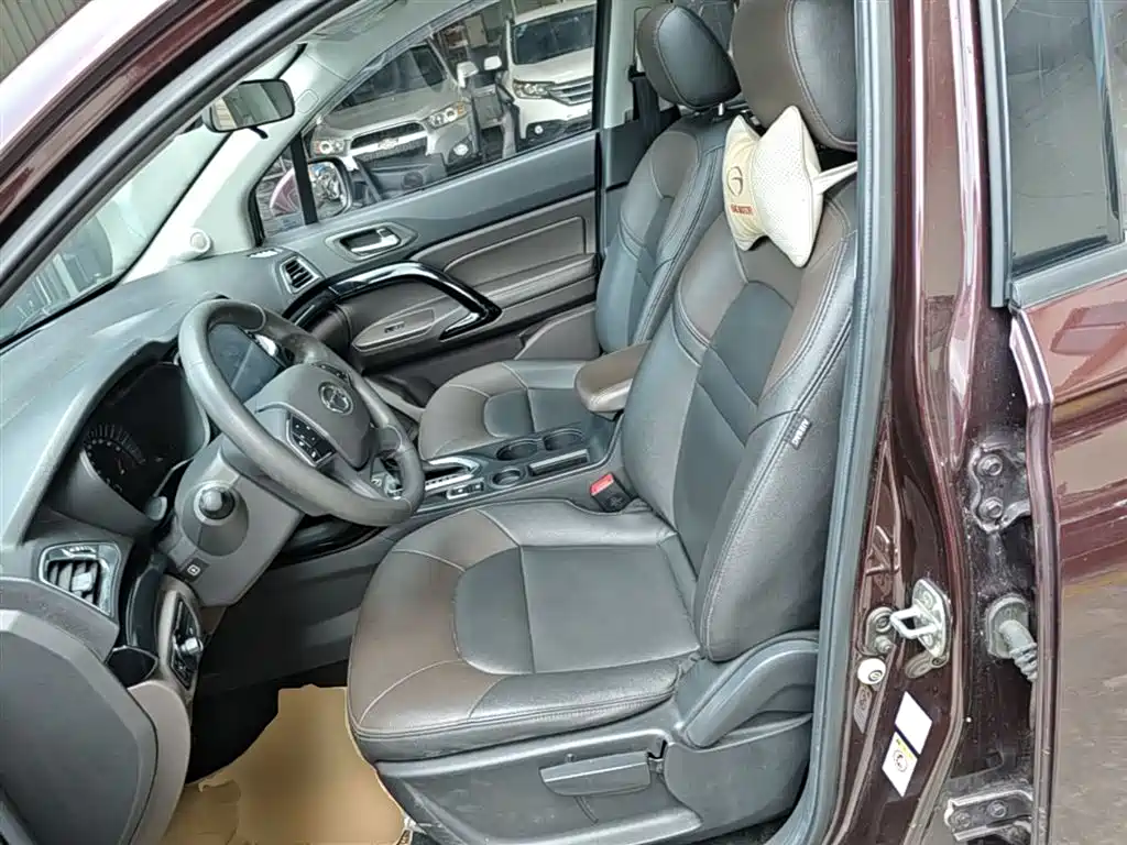 GAC Motor Trumpchi GS4 2016 — фото 15