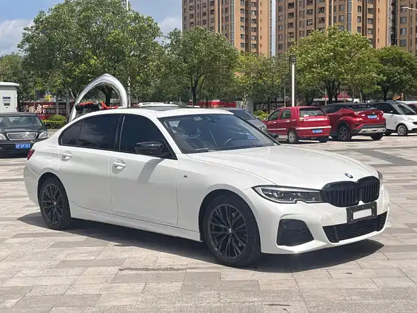 BMW 3 Series 2021