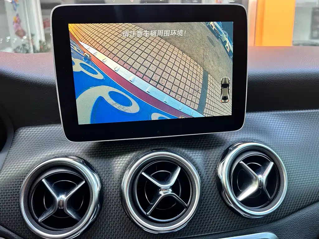 Mercedes-Benz GLA 2018 — фото 25