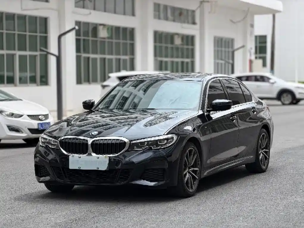 BMW 3 Series 2021
