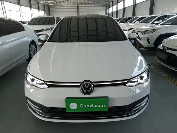 Volkswagen Golf 2023
