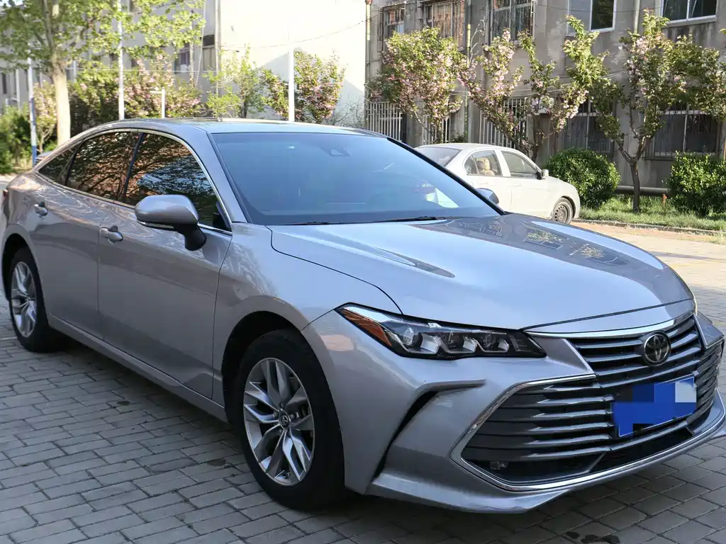 Toyota Avalon 2022 — фото 3