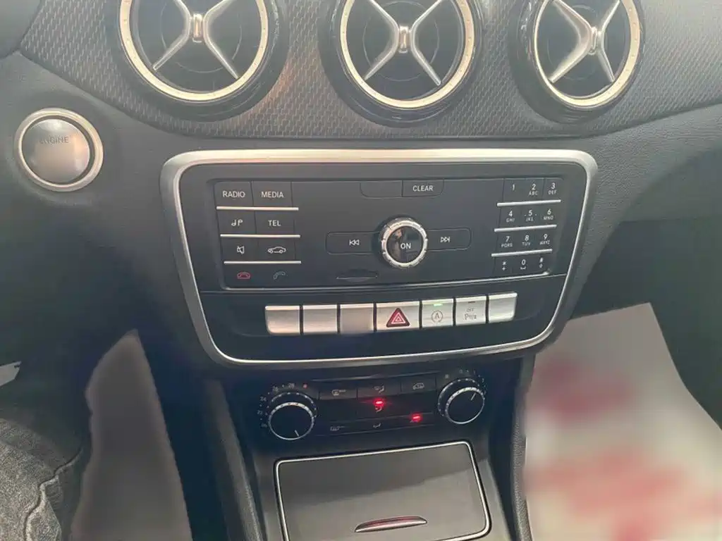 Mercedes-Benz GLA 2019 — фото 8