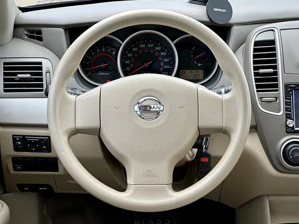 Nissan Sylphy 2018 — фото 13