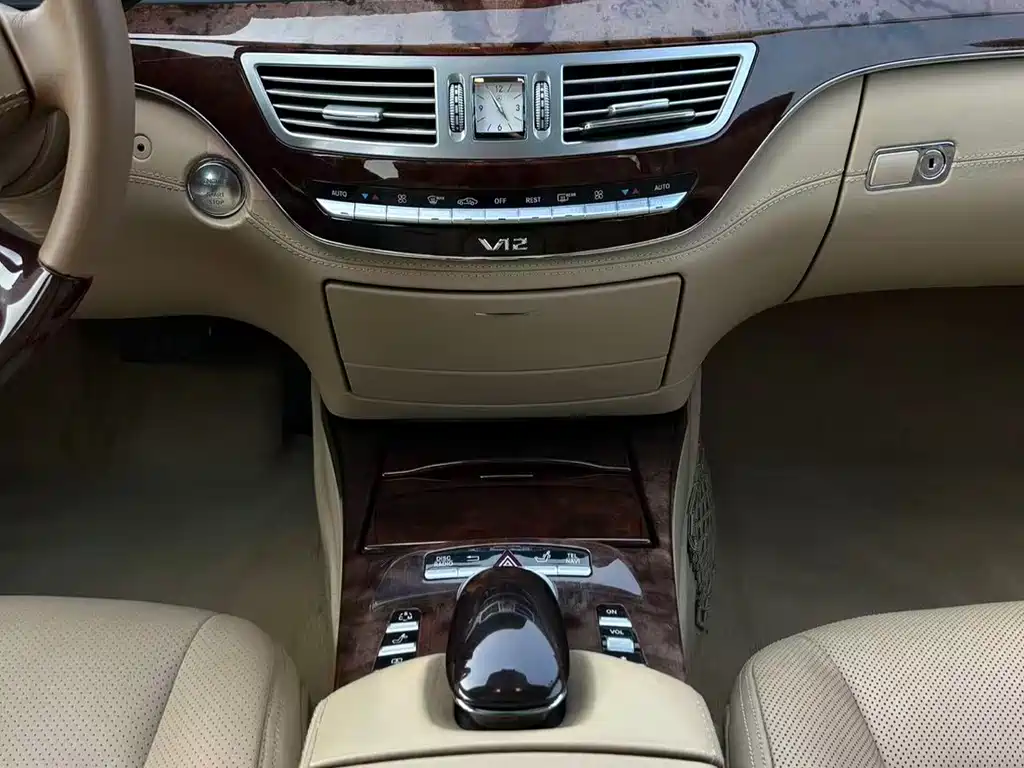 Mercedes-Benz S-Class 2010 — фото 13