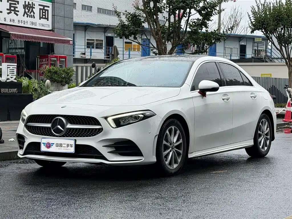 Mercedes-Benz A-Class 2020 — фото 1