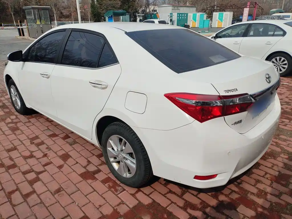 Toyota Corolla 2019 — фото 23