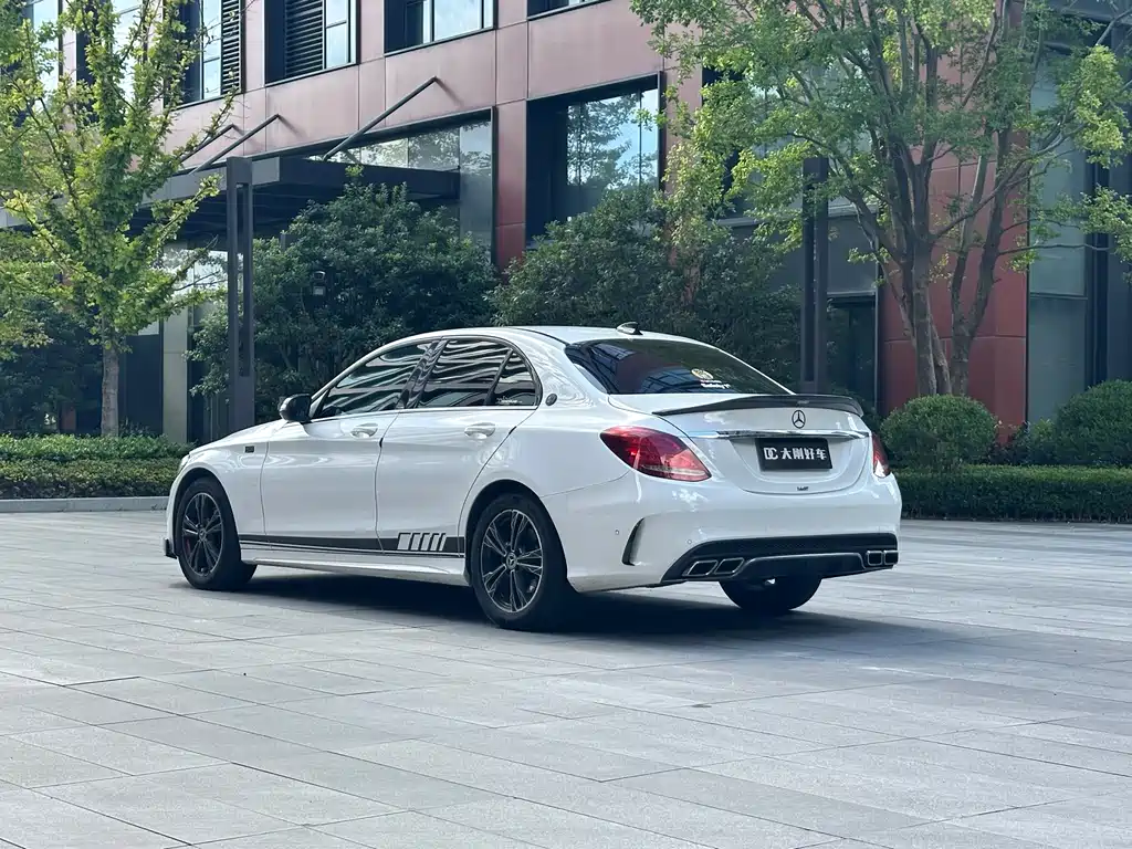 Mercedes-Benz C-Class 2017