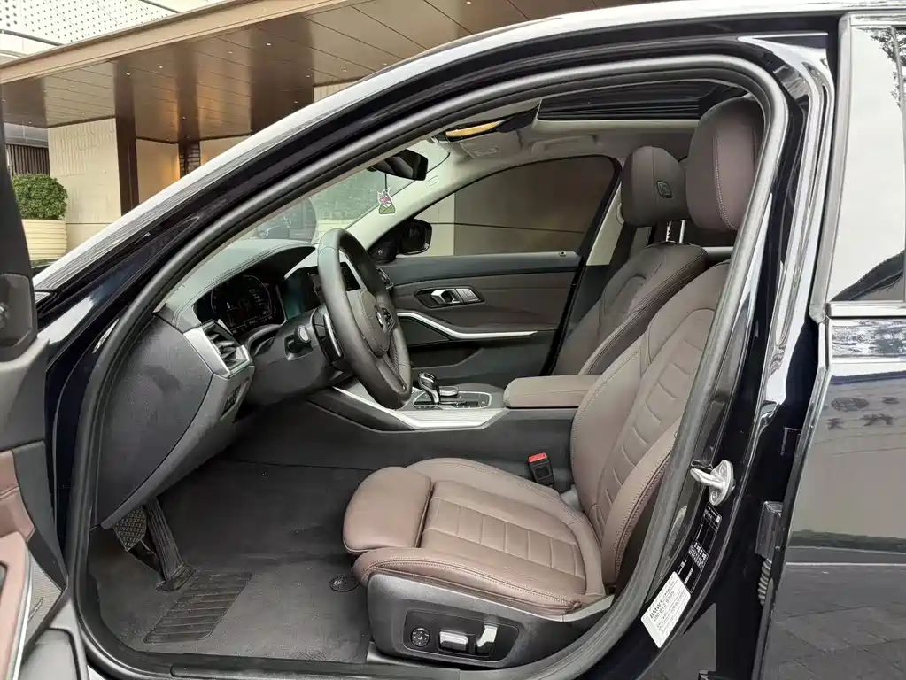 BMW 3 Series 2020