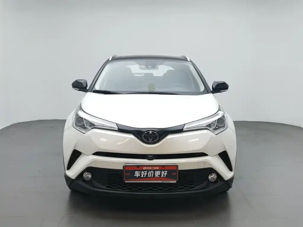 Toyota C-HR 2020 — фото 3