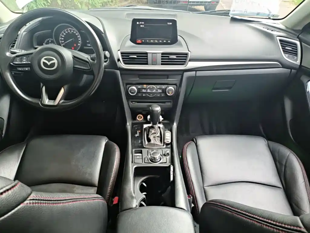 Mazda 3 Angkesela 2017 — фото 14