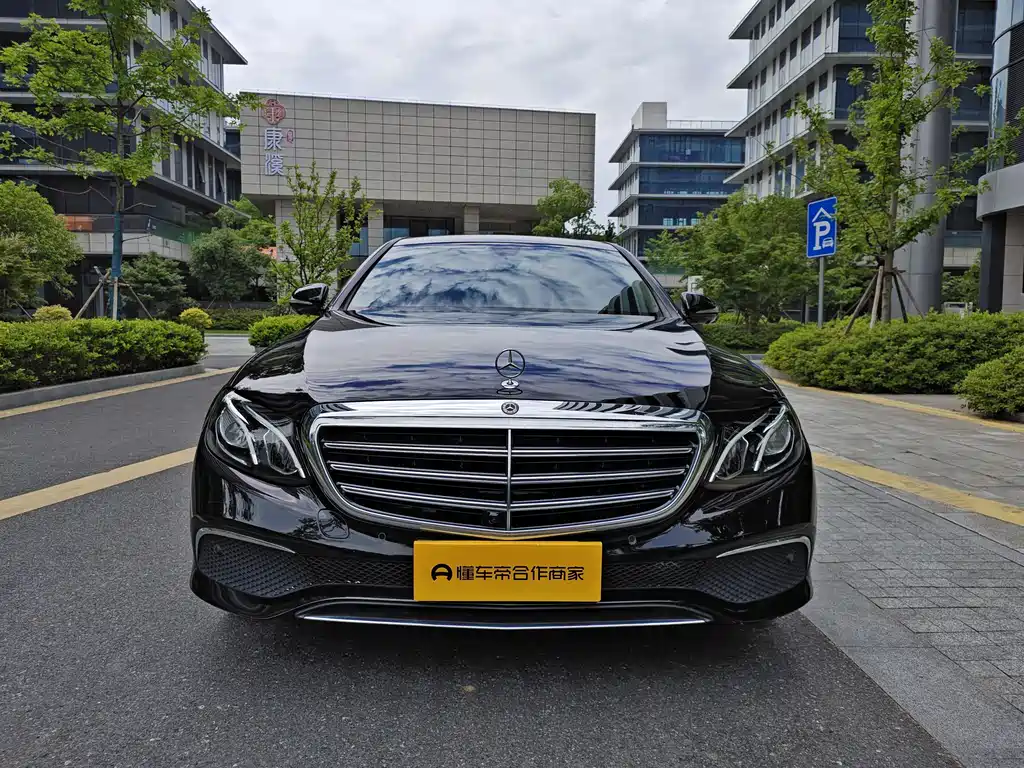 Mercedes-Benz E-Class 2019 — фото 2
