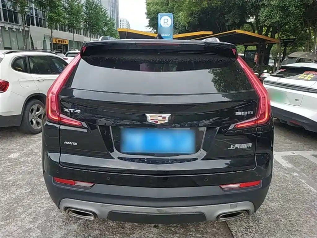 Cadillac XT4 2018 — фото 4