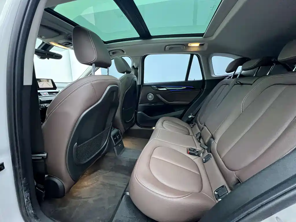 BMW X1 2021 — фото 16