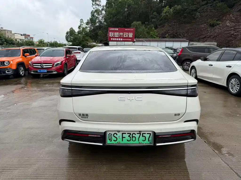 BYD Seal 2024 — фото 10